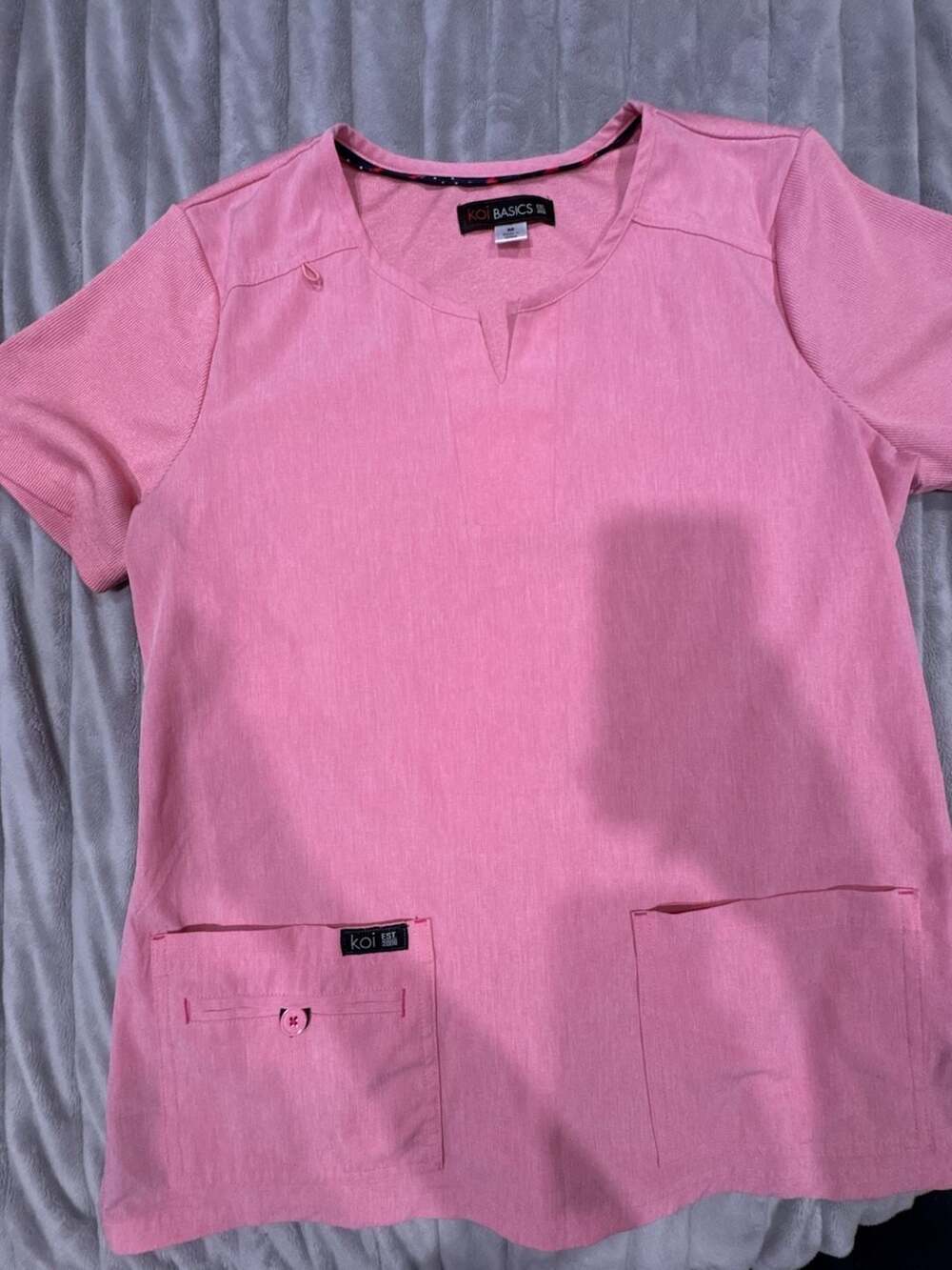 Koi Basics Gretchen Women's 3-Pocket Split-Neck Scrub Top
